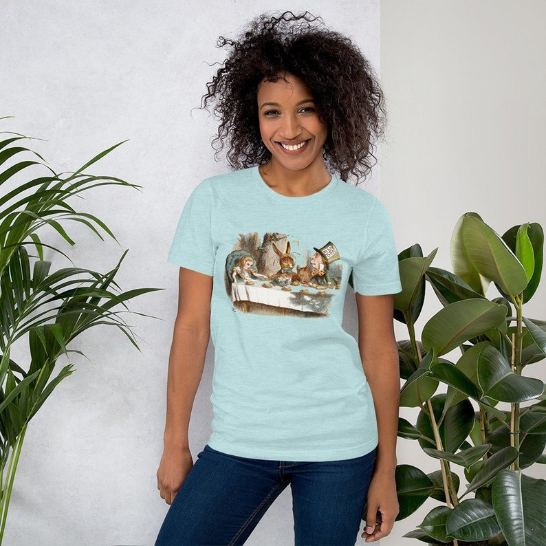 MAD HATTER TEA PARTY Woman T-shirt Lewis Carroll Alice in Wonderland