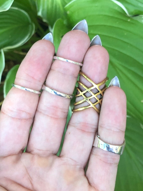 Juego de anillos apilables bohemios de varios tonos para dedos