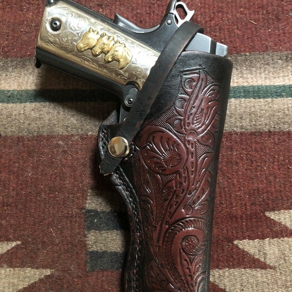 Lederen veldholster past op Colt RIA Citadel ATI Cimarron 45 Model 1911 met bloemenscrollpatroon