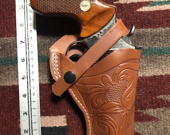 Fits S&W Model 10 19 66 586 686 Taurus 627 Colt Trooper MK III Ruger GP100 4" Barrel Leather Field Holster Floral USA Made