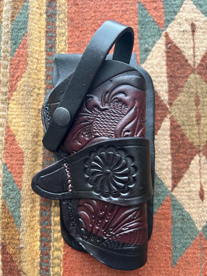 Western Läderhölster med Blommigt Skuggmönster Passar Colt Kimber Springfield Ruger RIA Modell 1911 bild 7