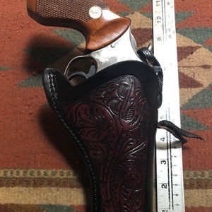 Fits Smith and Wesson 586 686 66 19 10 Colt Python Taurus Tracker Model 66 & 627 4&quot; Western Leather Field Holster