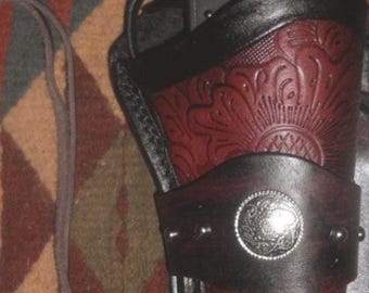 Coldre de couro estilo western para pistolas Ruger Wrangler, Super Heritage, Rough Rider, Chiappa Pietta, EMF 1873 com estampa floral.