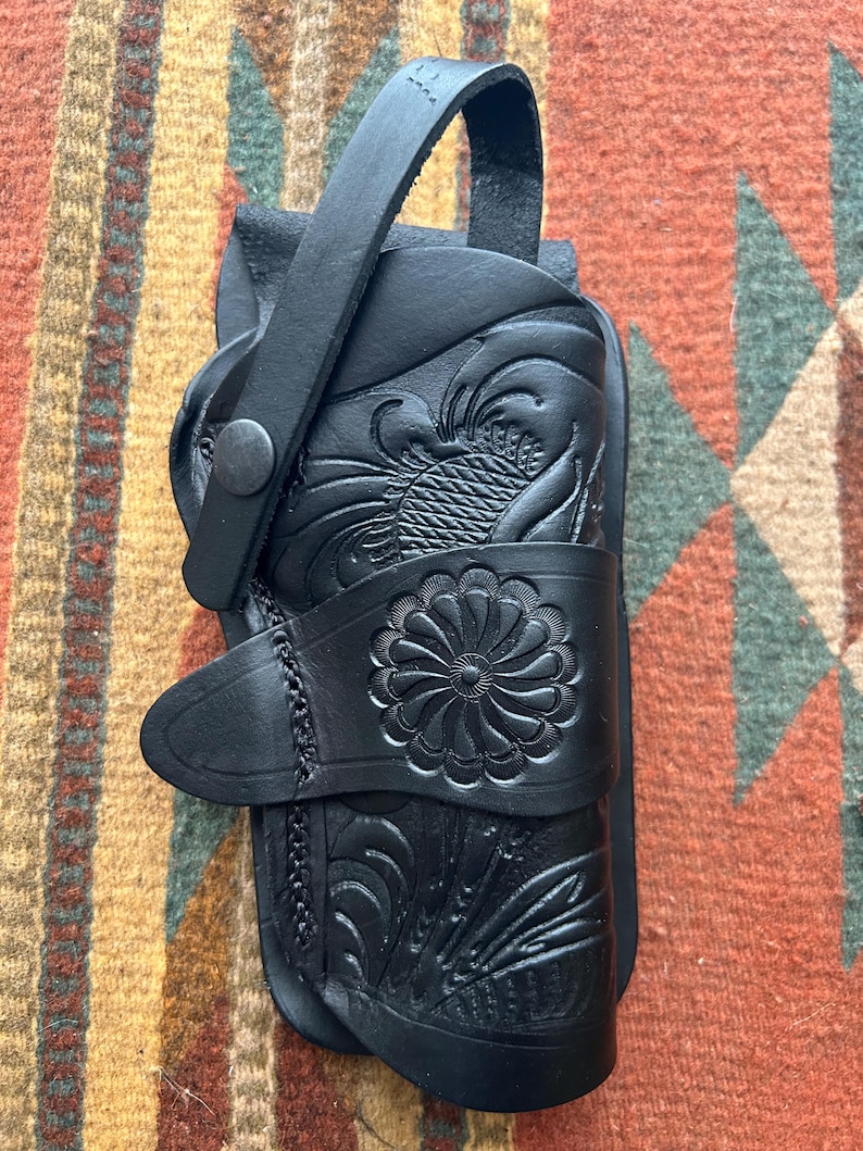 Western Läderhölster med Blommigt Skuggmönster Passar Colt Kimber Springfield Ruger RIA Modell 1911 bild 9