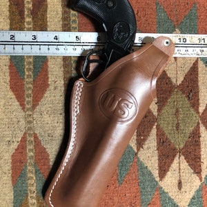 PASSEND DAZU : Kulturerbe Rough Rider Chiappa Pietta EMF 1873 Ruger Single Six & Ten hergestellt aus 3,5&quot; bis 7,5&quot; Leder Feldhalfter