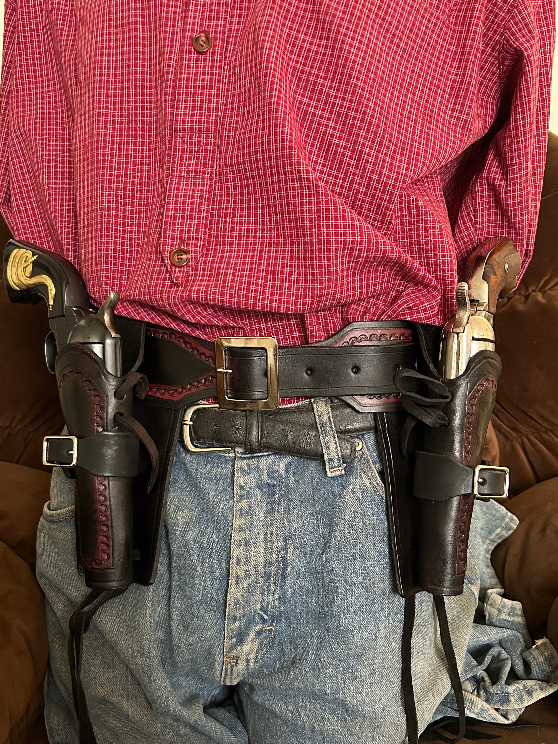 牛革製SAA二丁拳銃早撃ちウエスタンホルスター、ガンベルト メタルライニング仕様 I bought the East A SAA quick-draw holster! - YouTube