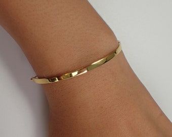 Simplicity Curved Bar Bracelet, Sterling Silver Bracelet, Minimalist Bracelet, Curved Bar Bracelet for Women