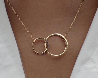 Interlocking Circle Necklace / 925 Sterling Silver Yellow Gold Necklace / Gift for Girlfriend, Wife, Sweetheart
