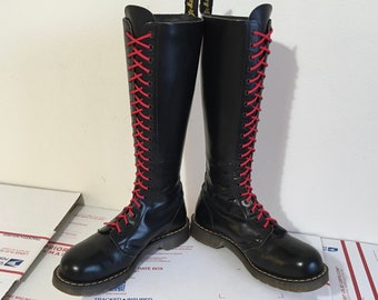 doc martens 20 eye boot