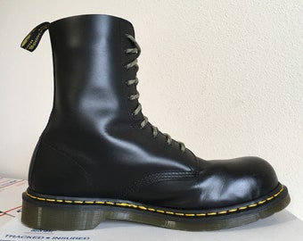 dr martens 1919 10 eye