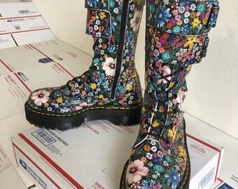 Dr. Martens Wanderlust Jagger US 9 floral boots platform quad aggy britain xl 1b60 dolls kill 1420 jadon shoes harley quinn aggy tall goth