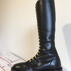 martens 20 eye
