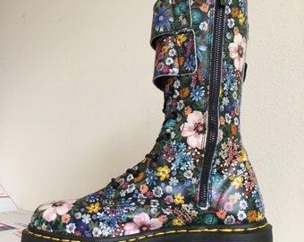 Dr. Martens Wanderlust Jagger US 9 Floral Boots Platform Quad Aggy