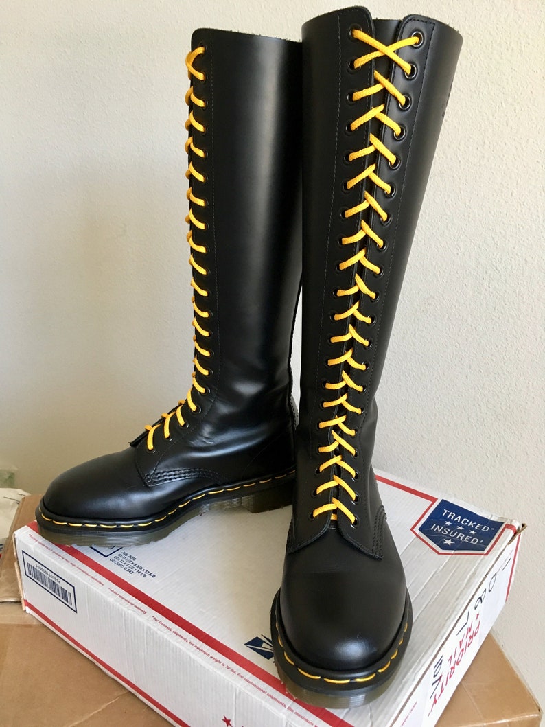 Acquisti Online 2 Sconti su Qualsiasi Caso dr martens 1420 E OTTIENI IL 70% DI SCONTO!