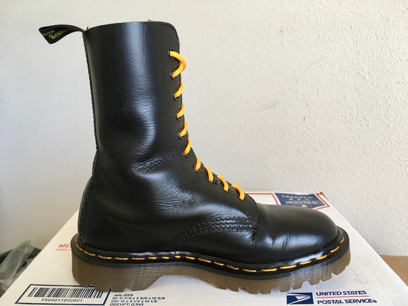 dr martens 1410