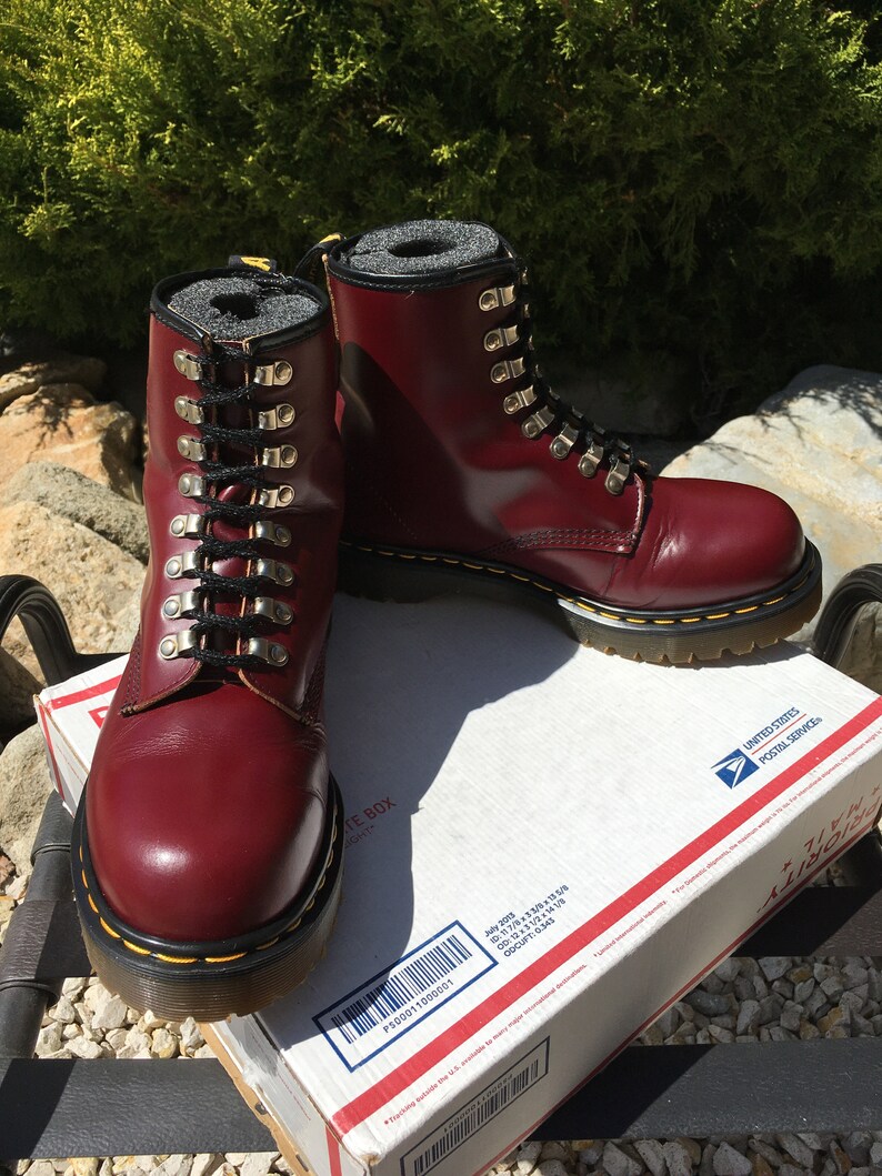 doc martens oxblood vs cherry red
