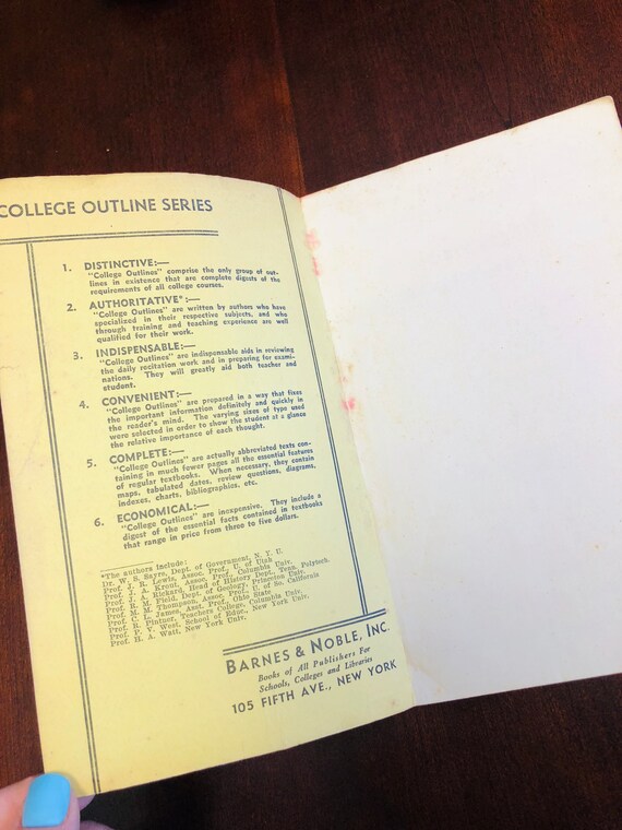 Sale Outline Of Shakespeare S Plays College Outline Etsy