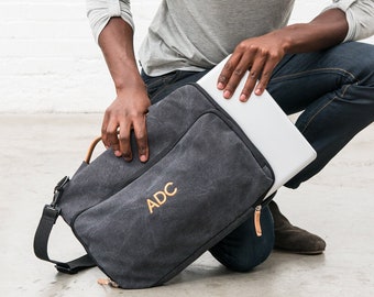 Personalized Messenger Bag – Laptop Bag - Black Laptop Bag – Padded Laptop Bag - Gifts For Men – Groomsman Gift - Best Man Gift