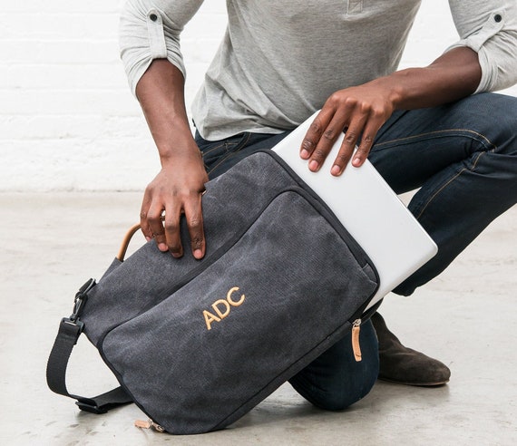 Personalized Messenger Bag – Laptop Bag - Black Laptop Bag – Padded Laptop Bag - Gifts For Men – Groomsman Gift - Best Man Gift