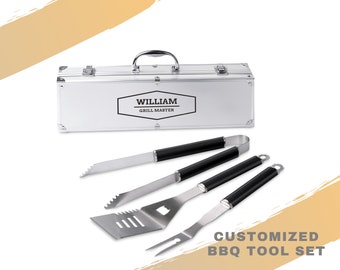 Étui et outils pour barbecue personnalisés - Logo nominatif personnalisé - Ensemble de barbecue - Cadeaux pour homme d'honneur - Cadeaux pour homme d'honneur - Cadeaux de mariage - Cadeau pour marié - Cerf