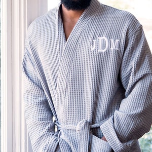 Personalized Gray Waffle Robe – Custom Men's Robe – Embroidered Robe for Man - Personalized Groom Robe - Groomsman Gift - Best Man Gift