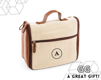 Custom Groomsmen Gift – Personalized Toiletry Bag for Men - Best Man Gift – Gift for the Groom – Men's Travel Bag - Embroidered Dopp Kit