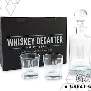 Gepersonaliseerde Monogram Whiskey Decanter Gift Set - Gegraveerde glazen karaf en bril - Vaderdagcadeau - Housewarming Gift - Cadeau voor hem