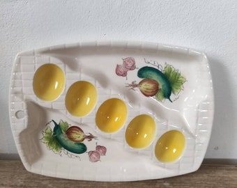 Vintage ceramic egg plate