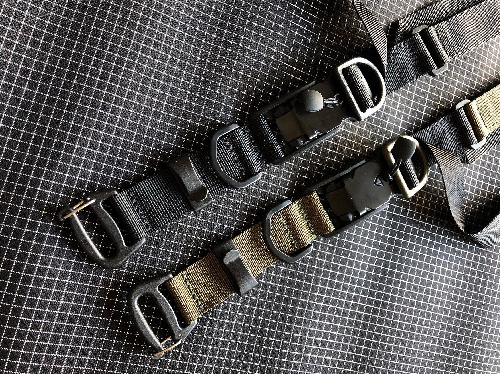 1 Fidlock V-Buckle Magnetic Techwear Belt Quick Release Gray / Large / Yes (Recommended)