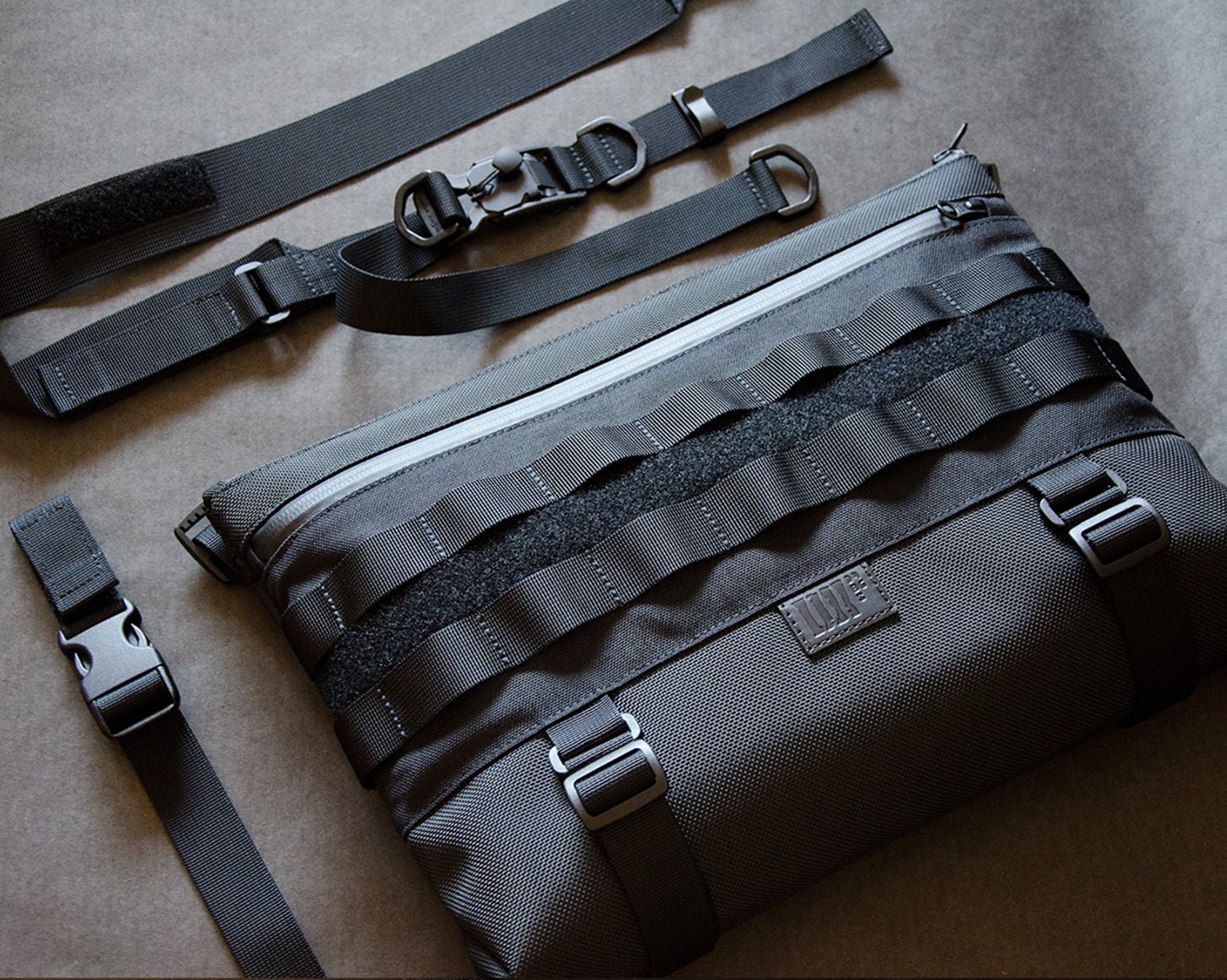 SUPREME WAIST/SIDE BAG - BLACK – Custom Teez NZ