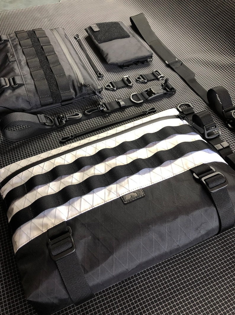 Shoulder Bag, Messenger Bag, Techwear, X Pac, Sling Bag, EDC Bag, Commuter bag, lightweight bag, Cycling Bag, Laptop Bag, MacBook bag, D4bgs