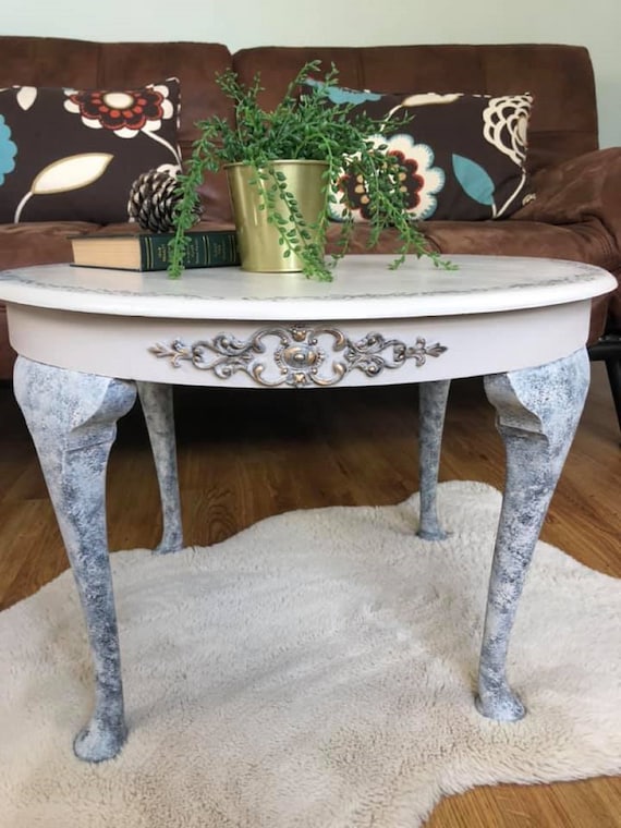 Cream Round Coffee Table With Queen Anne Legs Wooden Cream Round Coffee Table With Queen, Painted Queen Anne Coffee Table