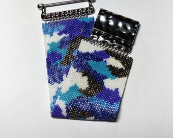 Blue camouflage cuff bracelet in woven beads