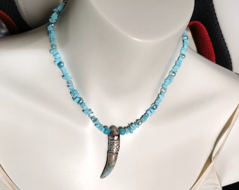 Turquoise necklace and ceramic