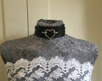 Dominatrix collar, fetish bondage, heart collar choker Black