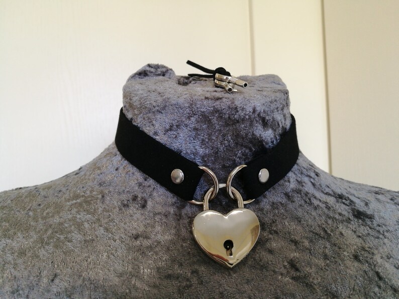 Black Locking Submissive Collar Lock Included Etsy