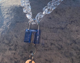 Clear chunky transparent acrylic chain with blue padlock chain no4