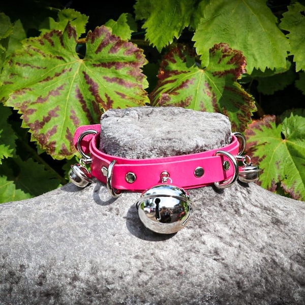 Bell pet play collar, rose pink faux leather