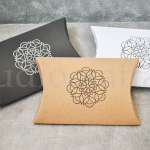 Scatole di cuscini Mandala, scatole da imballaggio bianche, kraft o nere set di 15