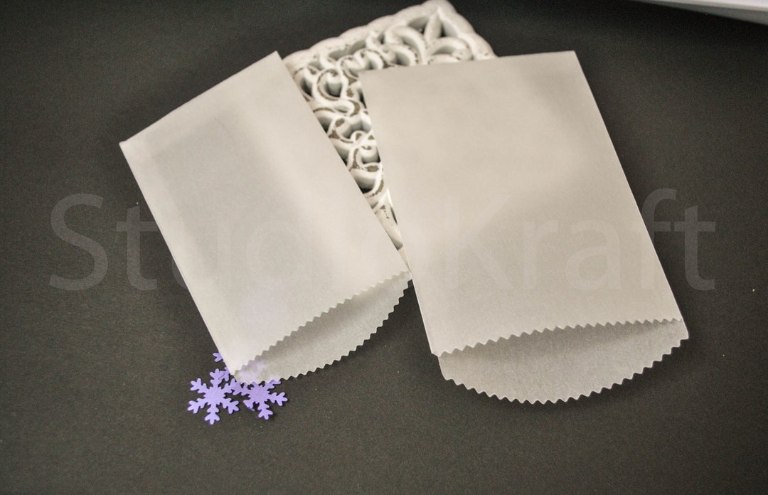 Small Vellum / Glassine Paper Bags , Translucent Paper Envelopes
