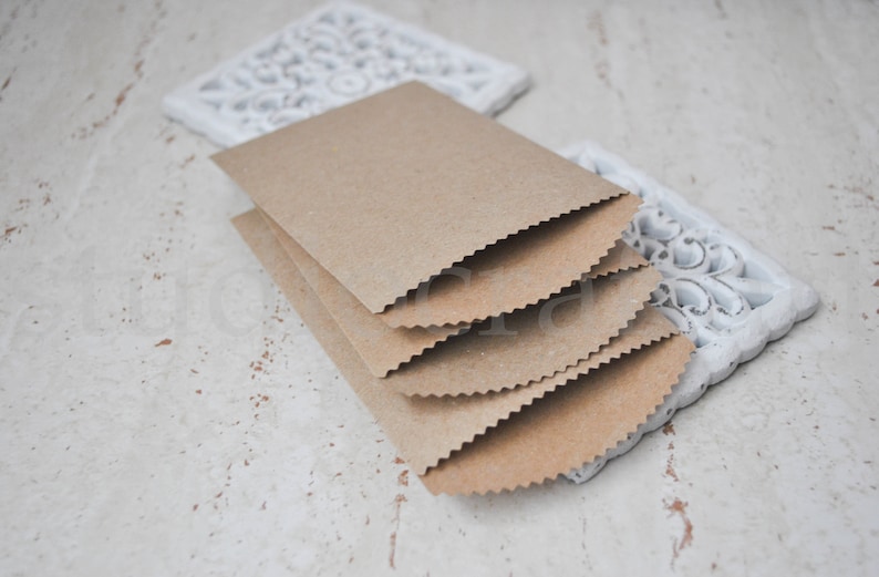 Bolsas de papel kraft pequeñas, paquetes de semillas para obsequios de boda. imagen 4