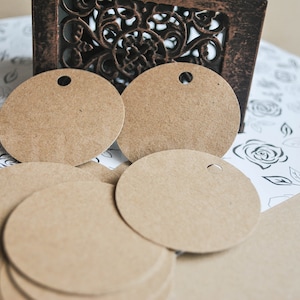 50 etiquetas de papel kraft redondas en blanco / etiquetas de papel circular / etiquetas redondas de cartulina marrón / etiquetas de papel simple / etiquetas en blanco marrón / etiquetas de regalo de favor