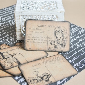8 Kraftpapier Alice in wonderland kaarten | Alice in Wonderland mini postkaarten | Noodlijdende kaarten | Scrapbook tags | Scrapbook verfraaiing