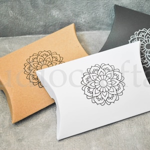 Mandala Scatole di cuscini di carta, scatole da imballaggio bianche, kraft o nere set di 15