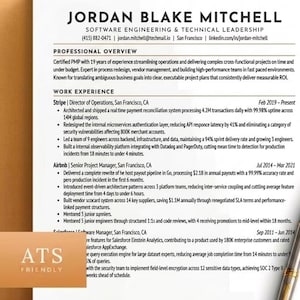 Könnte beinhalten: Ein Lebenslauf für Jordan Blake Mitchell, Softwareentwicklungs- und technischer Führungskraft. Der Lebenslauf enthält eine professionelle Übersicht, Berufserfahrung bei Stripe, Airbnb und Salesforce sowie Kontaktinformationen.