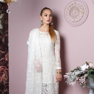 パキスタン民族衣装　Luxury ドレス　刺繍 Anarkali サーモンピンク SALE 人気 パキスタン 民族衣装 クルタ アジアン パンジャビ