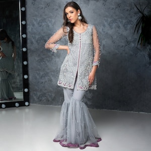 Peach Glamour Pakistani Dress Clothes Fashion Woman Party Formal Luxury  Pret Indian Pakistan Lengha Gharara Saree Shalwar Kameez Shaadi 