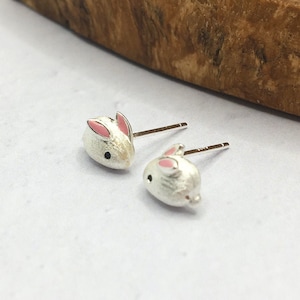 Wunderschöne Sterling Silber Hasen Ohrstecker | Zierliche Ohrstecker | Sterling Silber Ohrringe | Winzige Hasenohrringe | Geschenk für Sie | Weihnachtsgeschenk