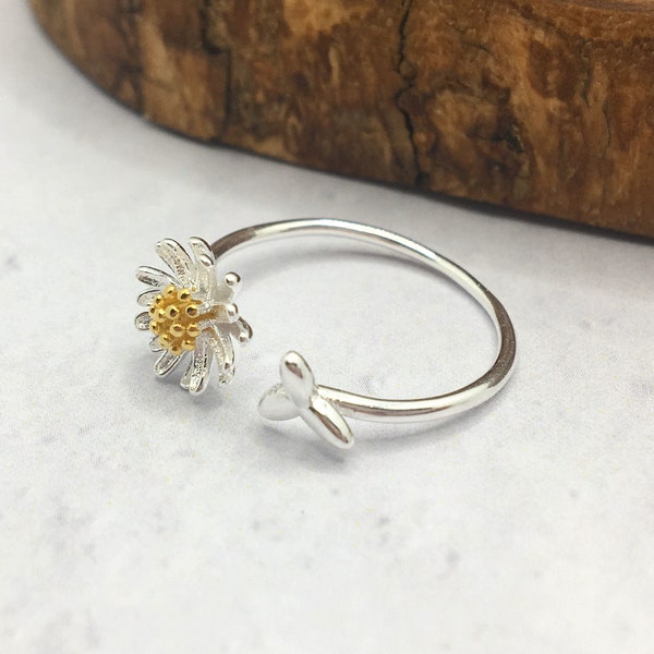 Sterling Silver Daisy Ring: Adjustable Floral Band