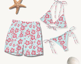 Könnte beinhalten: Eine hellblaue Badehose, ein Triangel-Bikinioberteil und ein Bikiniunterteil zum Binden an den Seiten, alle mit einem wiederkehrenden rosa Hibiskusblütenmuster. Ein beigefarbener Seestern und eine weiße Muschel liegen bei den Badesachen.